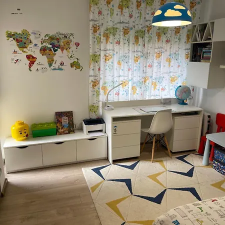 Briz Apartment; 2 Bdr; 6 Guests; Private Parking Appartement